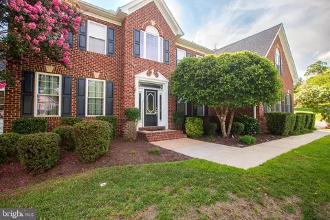 23024 Holloway Ct, Hollywood, MD 20636