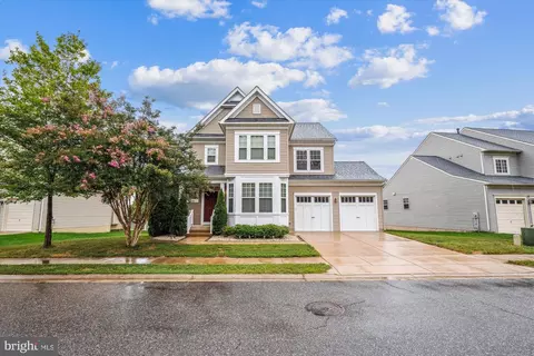 43651 Wild Iris St, California, MD 20619