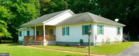 21897 Chancellors Run Rd, Great Mills, MD 20634