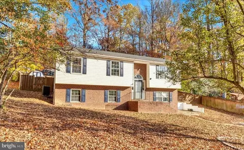 25996 Shenandoah Dr, Mechanicsville, MD 20659