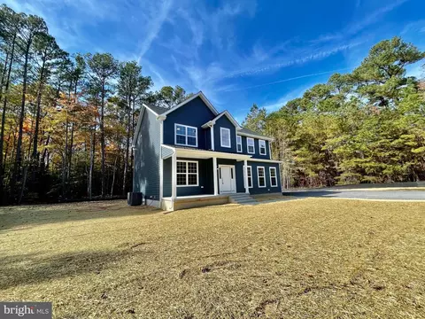 18655 Three Notch Rd, Lexington Park, MD 20653