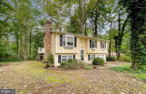 29881 Daniel Ct, Mechanicsville, MD 20659