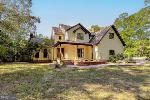44403 Medleys Neck Rd, Leonardtown, MD 20650