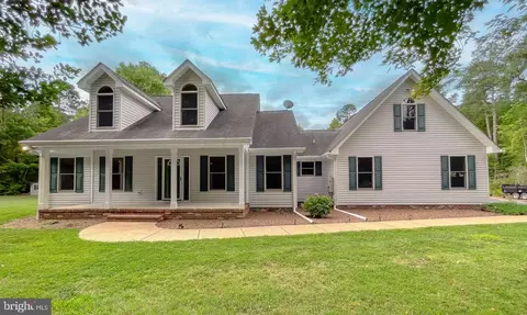 19261 King James Pkwy, Lexington Park, MD 20653