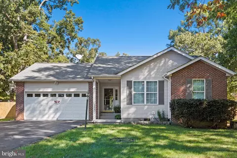 36011 Army Navy Dr, Mechanicsville, MD 20659