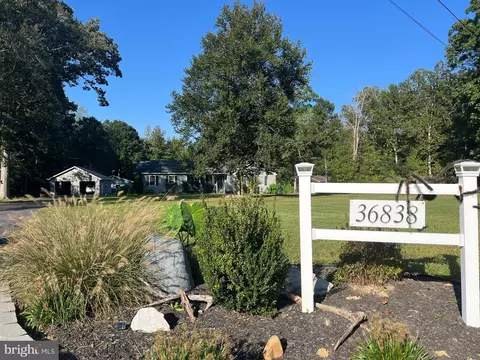 36838 Manor Rd, Chaptico, MD 20621 photo 2