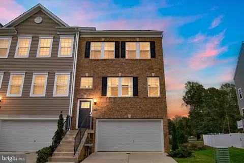 23768 Myrtle Glen Way, California, MD 20619