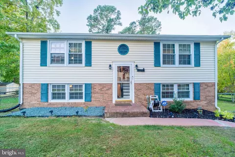 21975 Stoney Brook Ct, Lexington Park, MD 20653