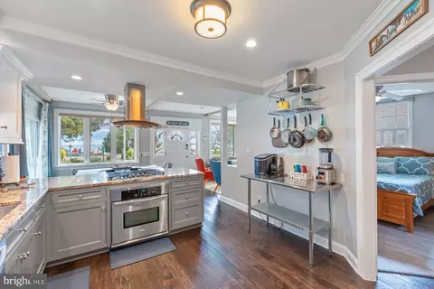 Kitchen - 45168 Lighthouse Rd, Piney Point, MD 20674 photo 3 of 4