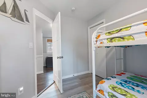 Bedroom - 45168 Lighthouse Rd, Piney Point, MD 20674 photo 4 of 7