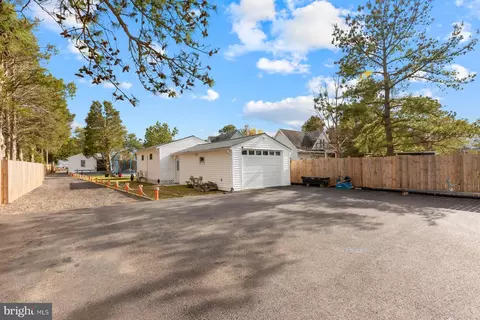 Exterior - 45168 Lighthouse Rd, Piney Point, MD 20674 photo 16 of 26