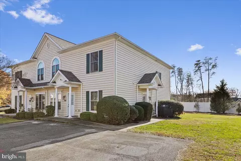 22541 Chickadee Cir #5-4, Lexington Park, MD 20653