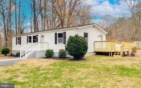 45967 Boothe Farm Ln, Great Mills, MD 20634