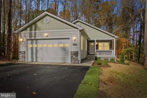 39898 Golden Beach Rd, Mechanicsville, MD 20659