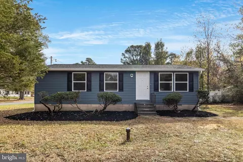 21361 Cambridge Ave, Lexington Park, MD 20653