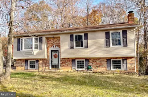 26872 Redgate Dr, Mechanicsville, MD 20659