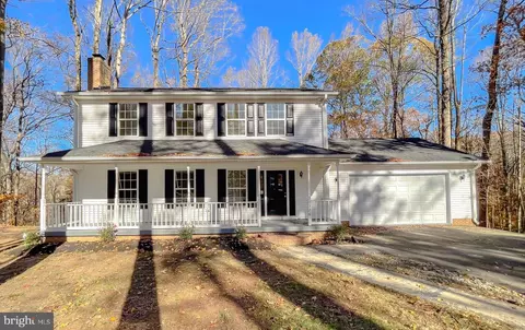 30326 Summitt Ct, Mechanicsville, MD 20659