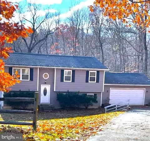 25137 Gallant Fox Dr, Hollywood, MD 20636