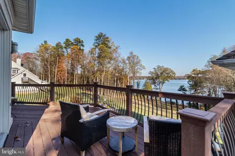 Exterior - 19540 Pristine Way, Drayden, MD 20630 photo 3 of 12