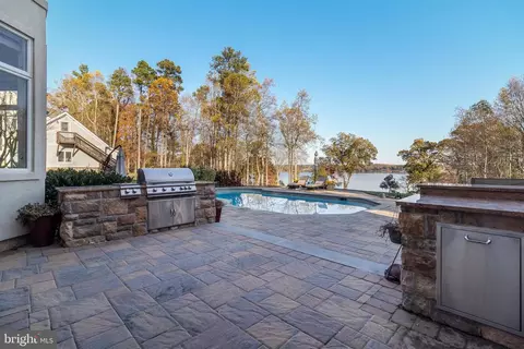 Exterior - 19540 Pristine Way, Drayden, MD 20630 photo 6 of 12