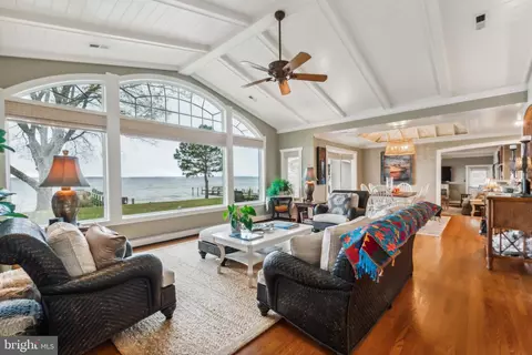 Living - 38095 Beach Rd, Coltons Point, MD 20626 photo 1 of 5