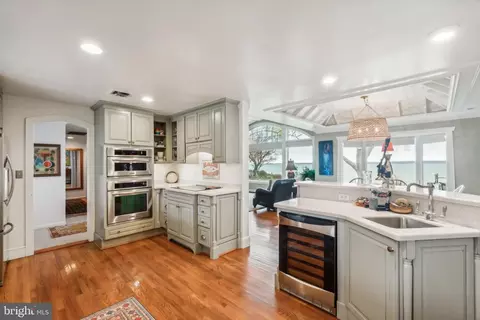 Kitchen - 38095 Beach Rd, Coltons Point, MD 20626 photo 4 of 4