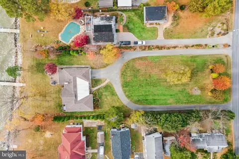 View/Area - 38095 Beach Rd, Coltons Point, MD 20626 photo 4 of 6