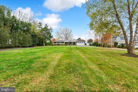 Exterior - 38095 Beach Rd, Coltons Point, MD 20626 photo 2 of 8