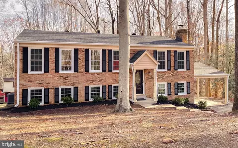 29864 Oak Rd, Mechanicsville, MD 20659