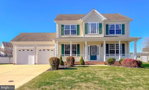 46910 Pembrooke St, Lexington Park, MD 20653