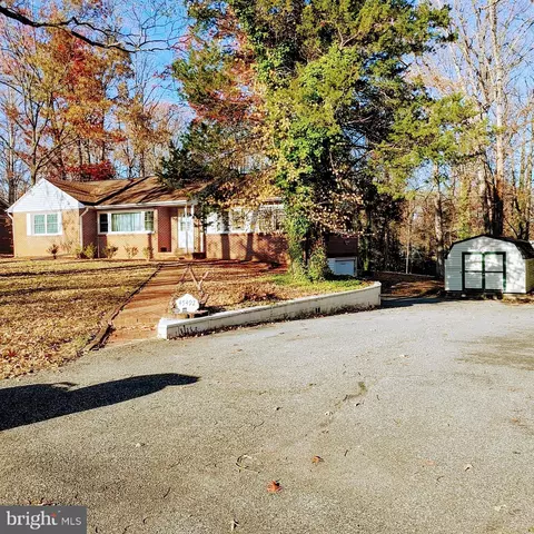45492 Woodlawn Dr, California, MD 20619