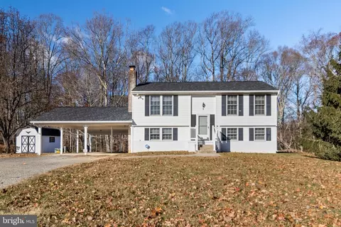 40100 Greenmount Ln, Mechanicsville, MD 20659