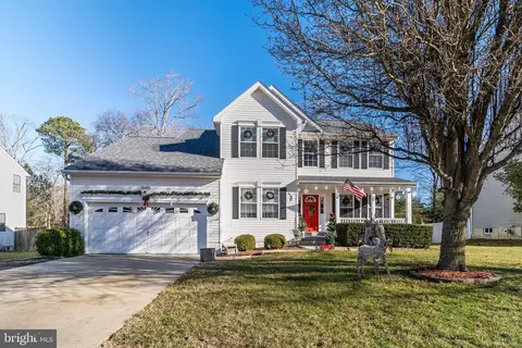 45842 Kingfisher Ct, Lexington Park, MD 20653
