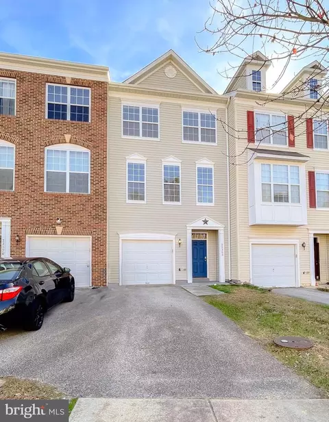 23362 Dahlia Cir, California, MD 20619
