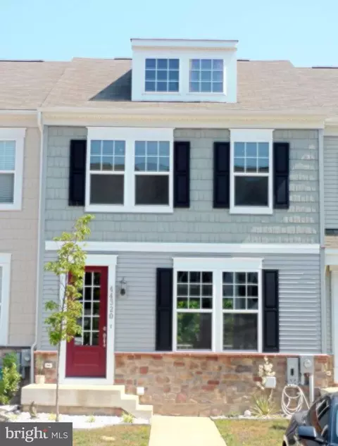 44320 Azalea Way, California, MD 20619