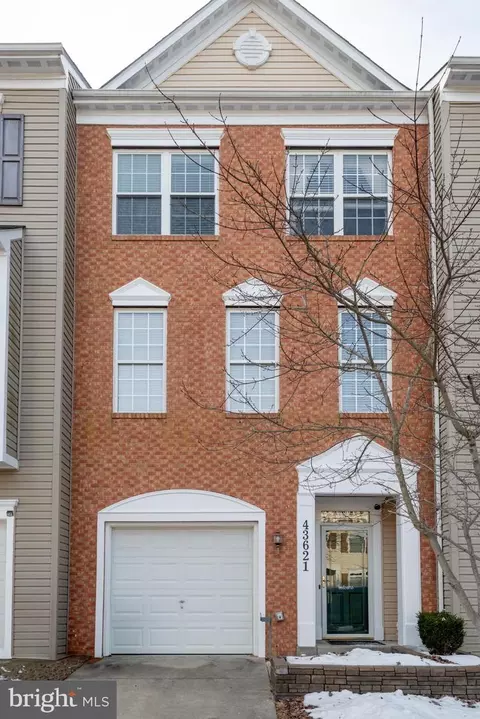 43621 Marguerite St, California, MD 20619
