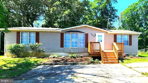 45899 S Springsteen Ct, California, MD 20619
