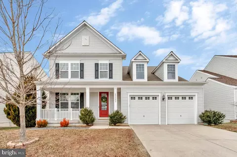 43680 Yulan St, California, MD 20619