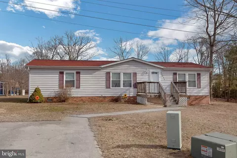 45980 Herring Ct, California, MD 20619