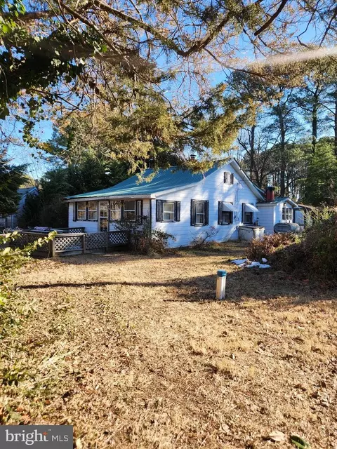 20248 Breezy Point Rd, Coltons Point, MD 20626 photo 2