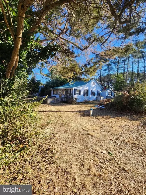20248 Breezy Point Rd, Coltons Point, MD 20626