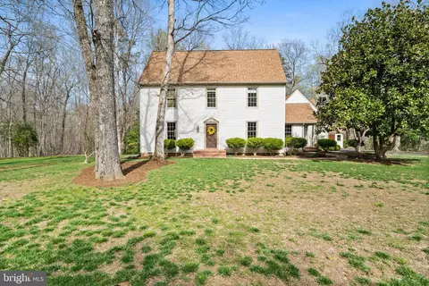 42824 Dudley Digges Ln, Hollywood, MD 20636