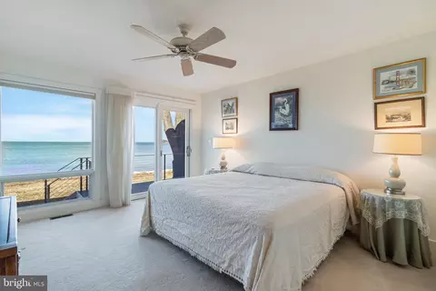 Bedroom - 20495 Waterloo Ln, Coltons Point, MD 20626 photo 6 of 14