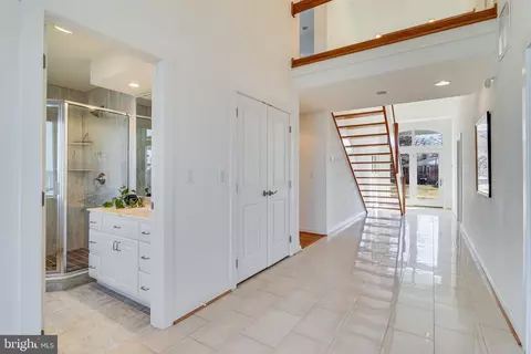 Entry Way - 20495 Waterloo Ln, Coltons Point, MD 20626 photo 2 of 5