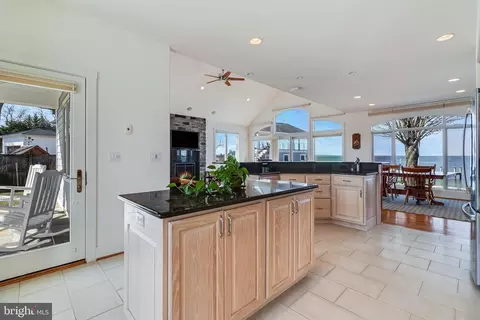 Kitchen - 20495 Waterloo Ln, Coltons Point, MD 20626 photo 9 of 10