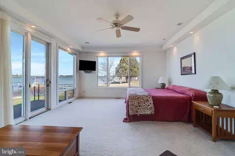 Bedroom - 20495 Waterloo Ln, Coltons Point, MD 20626 photo 1 of 14