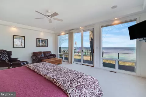 Bedroom - 20495 Waterloo Ln, Coltons Point, MD 20626 photo 4 of 14