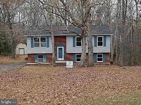 26380 Meadow Wood Dr, Mechanicsville, MD 20659