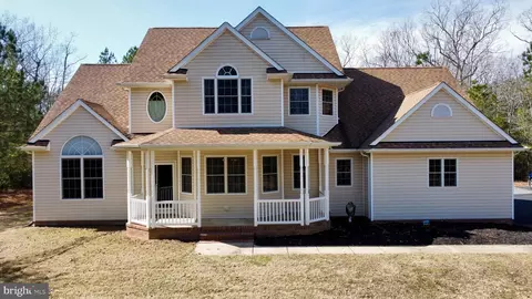 19435 S Greens Rest Dr, Great Mills, MD 20634