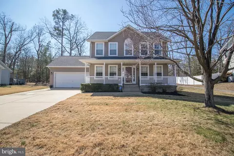 46665 Robert Leon Dr, Lexington Park, MD 20653
